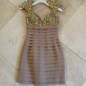 Gorgeous dress worn only once!